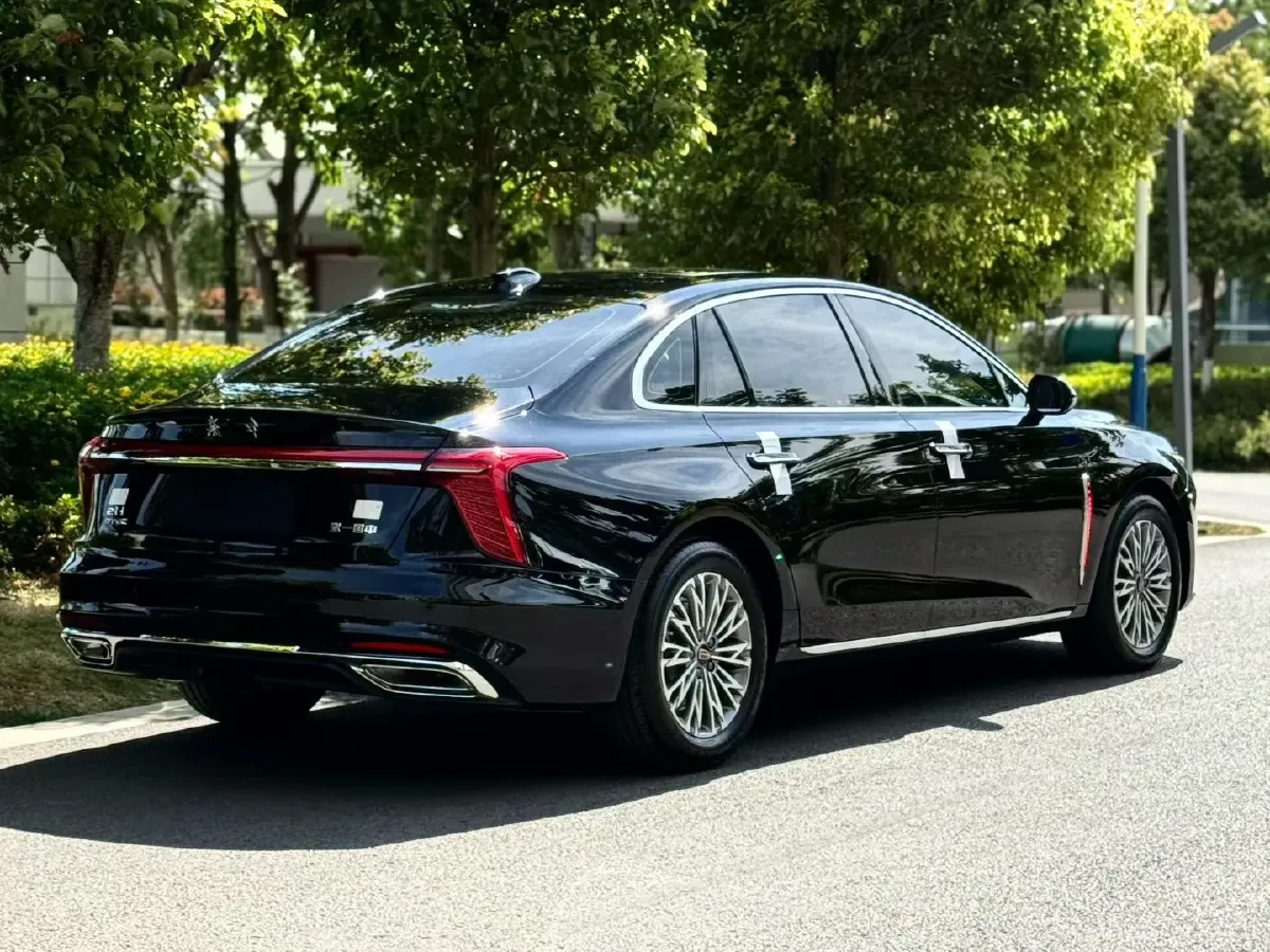 2023 HongQi H5 1.5T 169HP L4 7DCT,autocango,china used car exporter,china ev exporter,chinese used car exporter,chinese used ev exporter