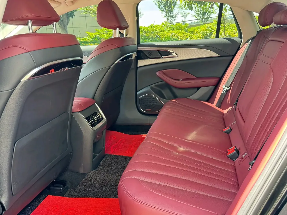 2023 HongQi H5 1.5T 169HP L4 7DCT,autocango,china used car exporter,china ev exporter,chinese used car exporter,chinese used ev exporter