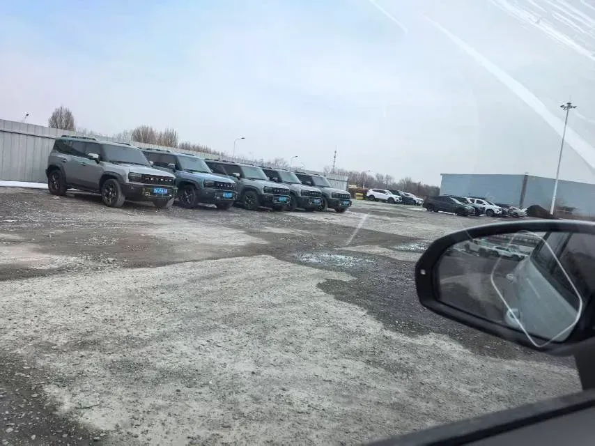 2025 Jetour Traveller 2.0T 254HP L4 7DCT,autocango,china used car exporter,china ev exporter,chinese used car exporter,chinese used ev exporter