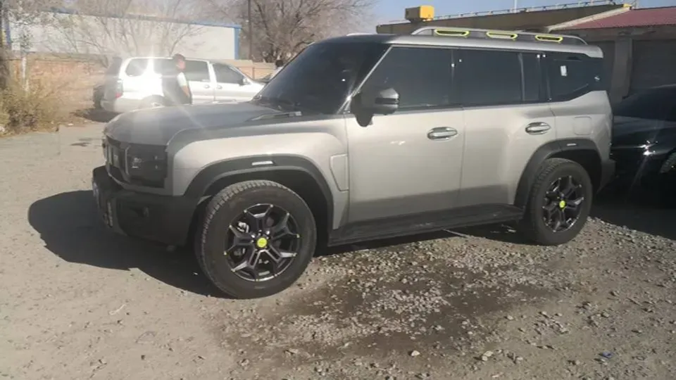 2025 Jetour Traveller 2.0T 254HP L4 7DCT,autocango,china used car exporter,china ev exporter,chinese used car exporter,chinese used ev exporter