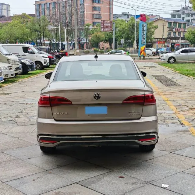 2023 Volkswagen Bora 1.2T 116HP L4 7DCT,autocango,china used car exporter,china ev exporter,chinese used car exporter,chinese used ev exporter