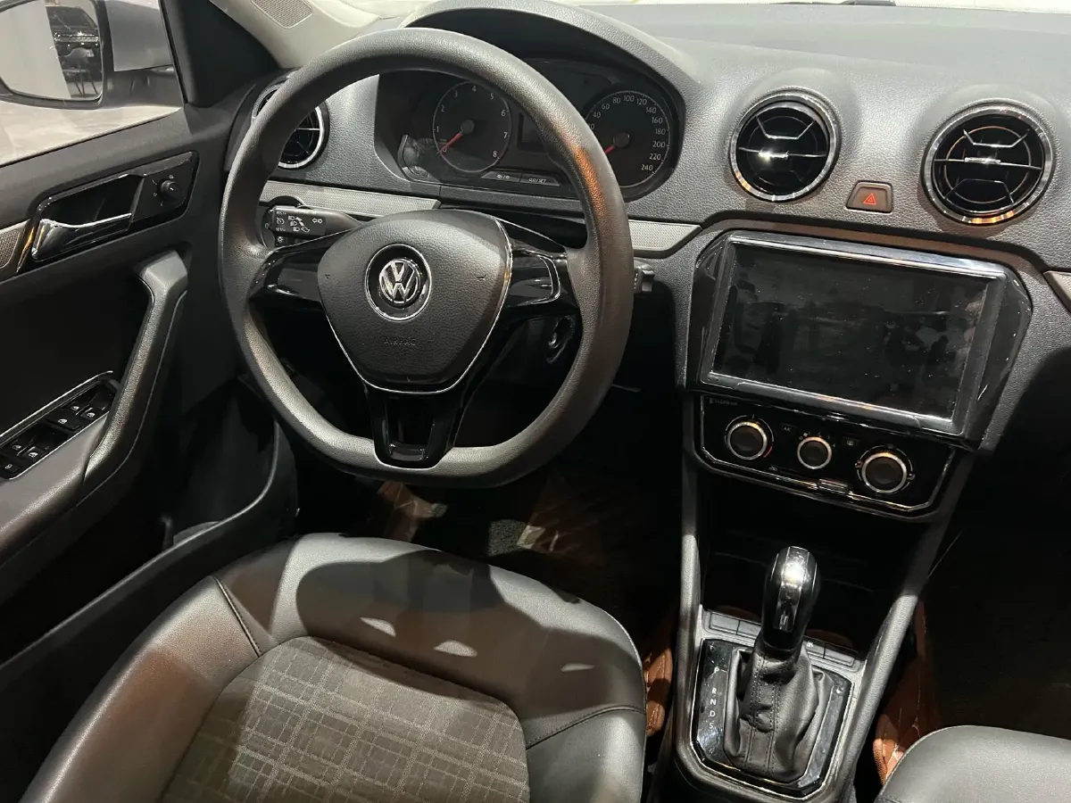 2021 Volkswagen Bora 1.5L 113HP L4 6AT,autocango,china used car exporter,china ev exporter,chinese used car exporter,chinese used ev exporter