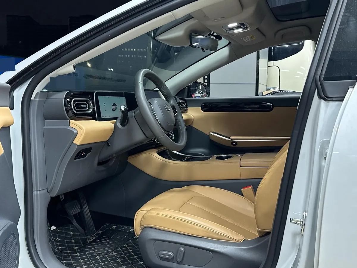 2023 Leapmotor C01 BEV 62.8KWH,autocango,china used car exporter,china ev exporter,chinese used car exporter,chinese used ev exporter