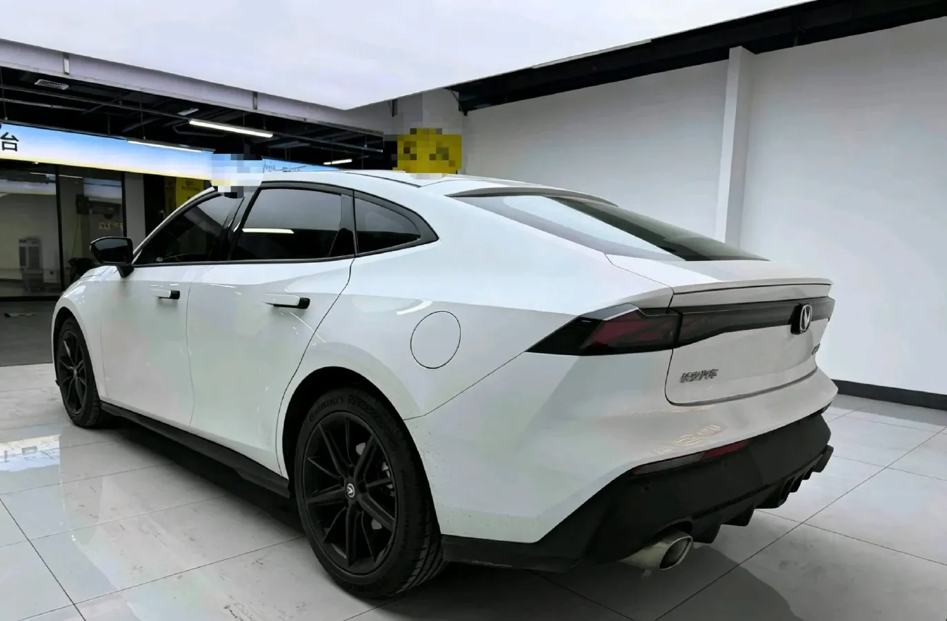 2022 ChangAn UNI-V 1.5T 188HP L4 7DCT,autocango,china used car exporter,china ev exporter,chinese used car exporter,chinese used ev exporter