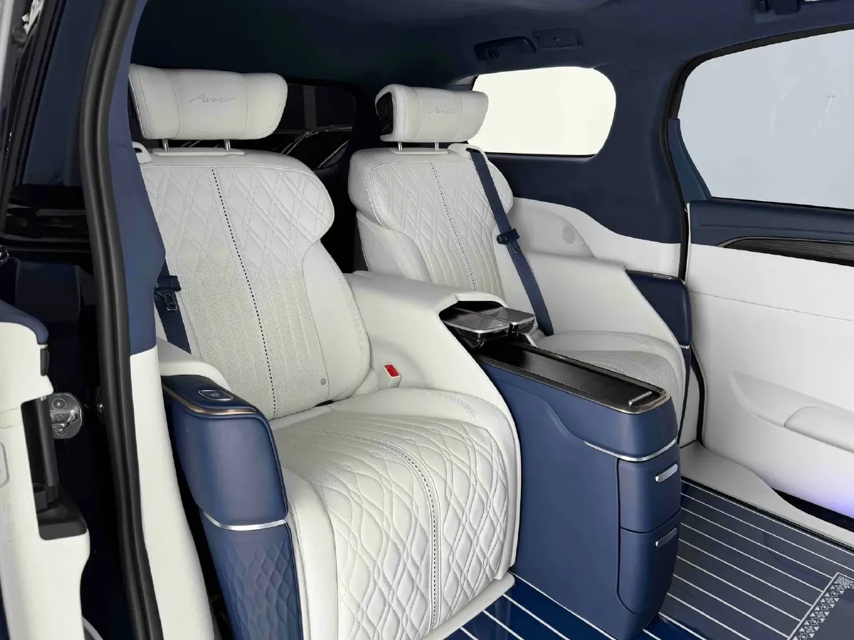 2020 Buick GL8 2.0T 237HP L4 9AT,autocango,china used car exporter,china ev exporter,chinese used car exporter,chinese used ev exporter