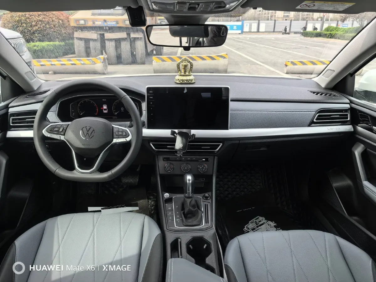 2023 Volkswagen Lavida 1.5L 110HP L4 6AT,autocango,china used car exporter,china ev exporter,chinese used car exporter,chinese used ev exporter