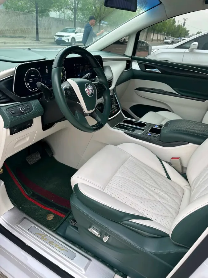 2022 Buick GL8 2.0T 237HP L4 9AT,autocango,china used car exporter,china ev exporter,chinese used car exporter,chinese used ev exporter