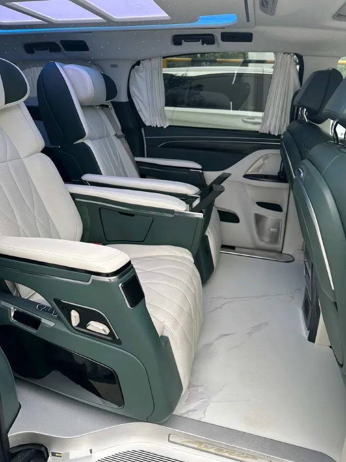 2022 Buick GL8 2.0T 237HP L4 9AT,autocango,china used car exporter,china ev exporter,chinese used car exporter,chinese used ev exporter