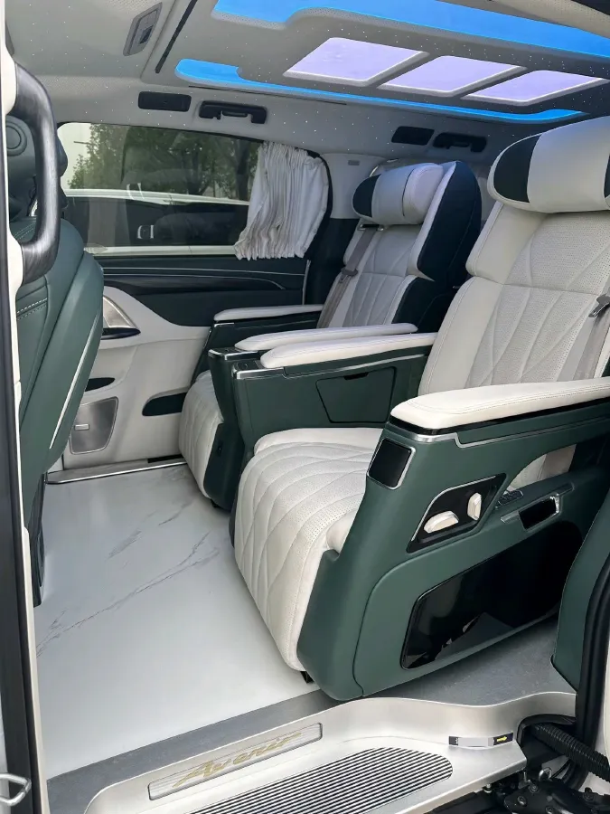 2022 Buick GL8 2.0T 237HP L4 9AT,autocango,china used car exporter,china ev exporter,chinese used car exporter,chinese used ev exporter