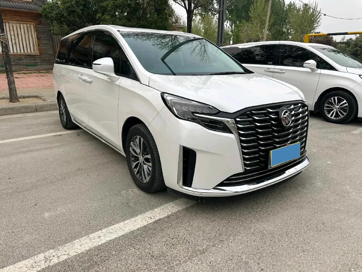 2022 Buick GL8 2.0T 237HP L4 9AT,autocango,china used car exporter,china ev exporter,chinese used car exporter,chinese used ev exporter