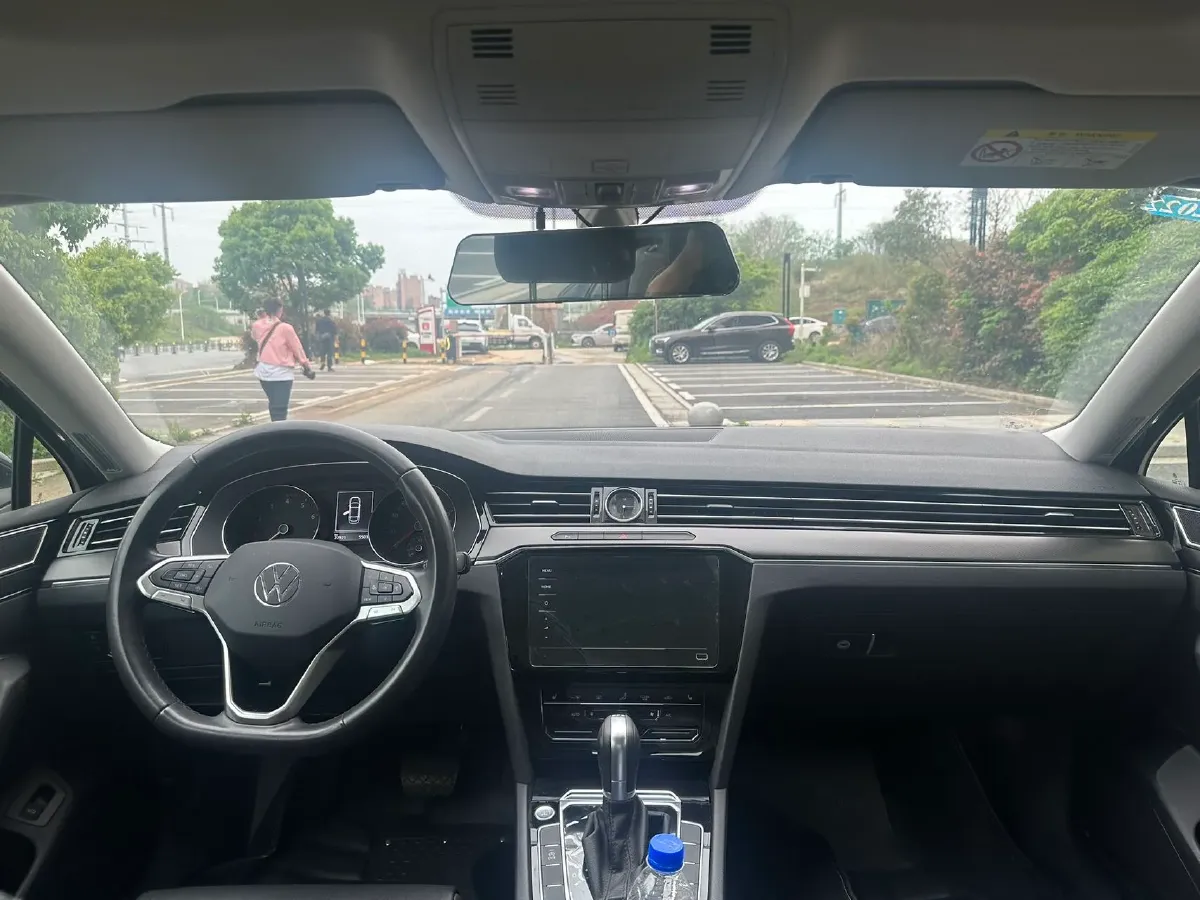 2020 Volkswagen Magotan 2.0T 186HP L4 7DCT,autocango,china used car exporter,china ev exporter,chinese used car exporter,chinese used ev exporter