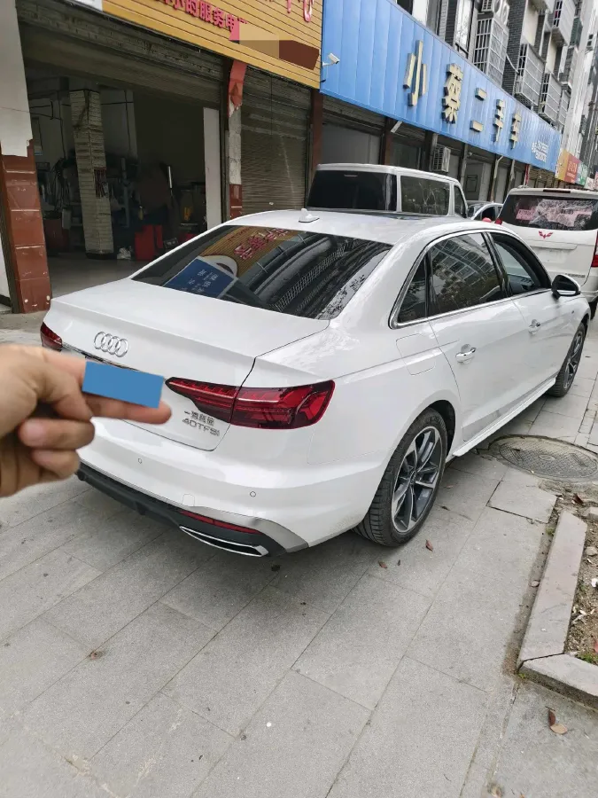 2024 Audi A4L 2.0T 190HP L4 7DCT,autocango,china used car exporter,china ev exporter,chinese used car exporter,chinese used ev exporter