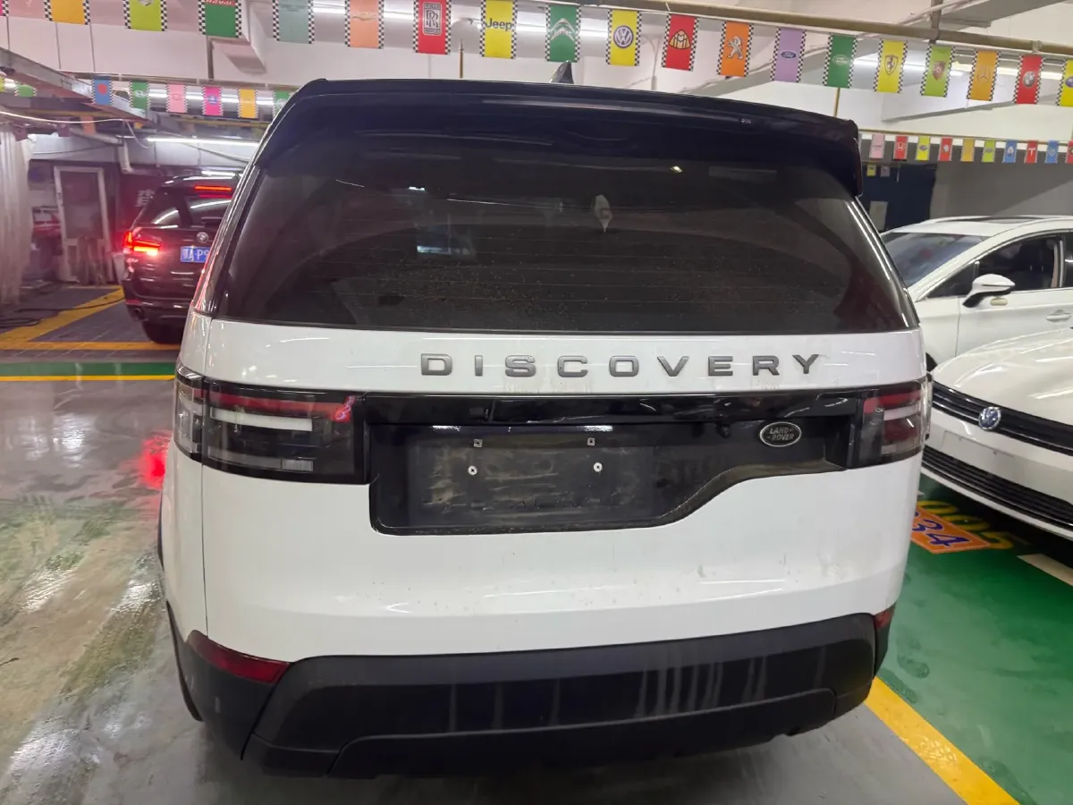 2018 Land Rover Discovery 2.0T 300HP L4 8AT,autocango,china used car exporter,china ev exporter,chinese used car exporter,chinese used ev exporter
