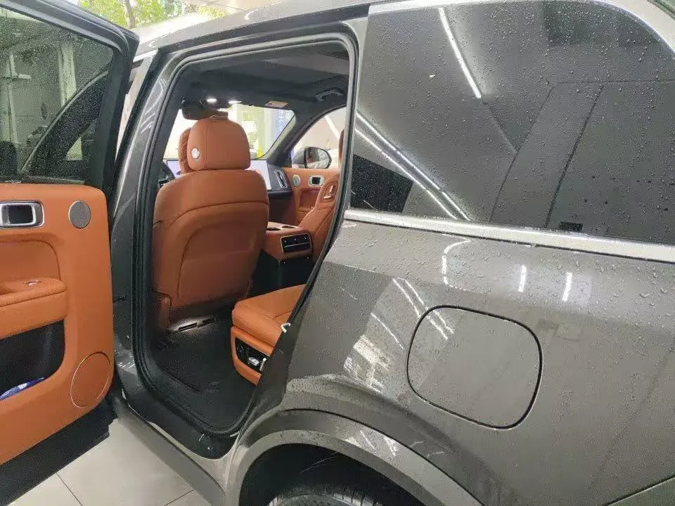 2022 Li L9 Range Extended 154HP REEV 42.6KWH,autocango,china used car exporter,china ev exporter,chinese used car exporter,chinese used ev exporter