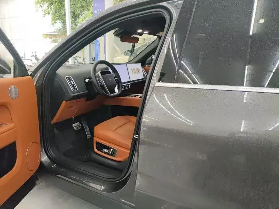 2022 Li L9 Range Extended 154HP REEV 42.6KWH,autocango,china used car exporter,china ev exporter,chinese used car exporter,chinese used ev exporter