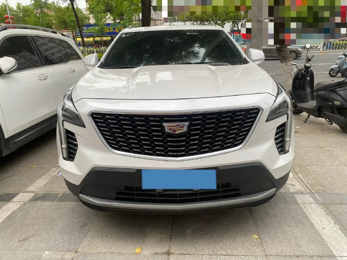 2023 Cadillac XT4 2.0T 237HP L4 9AT,autocango,china used car exporter,china ev exporter,chinese used car exporter,chinese used ev exporter