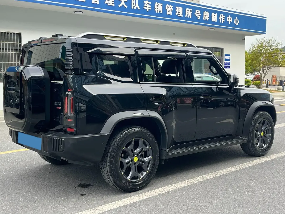2023 Jetour Traveller 2.0T 254HP L4 7DCT,autocango,china used car exporter,china ev exporter,chinese used car exporter,chinese used ev exporter