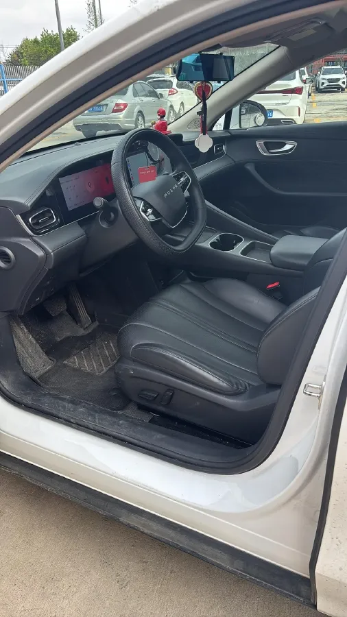 2025 Roewe D7 1.5L 112HP L4 1DHT PHEV 19.7KWH,autocango,china used car exporter,china ev exporter,chinese used car exporter,chinese used ev exporter