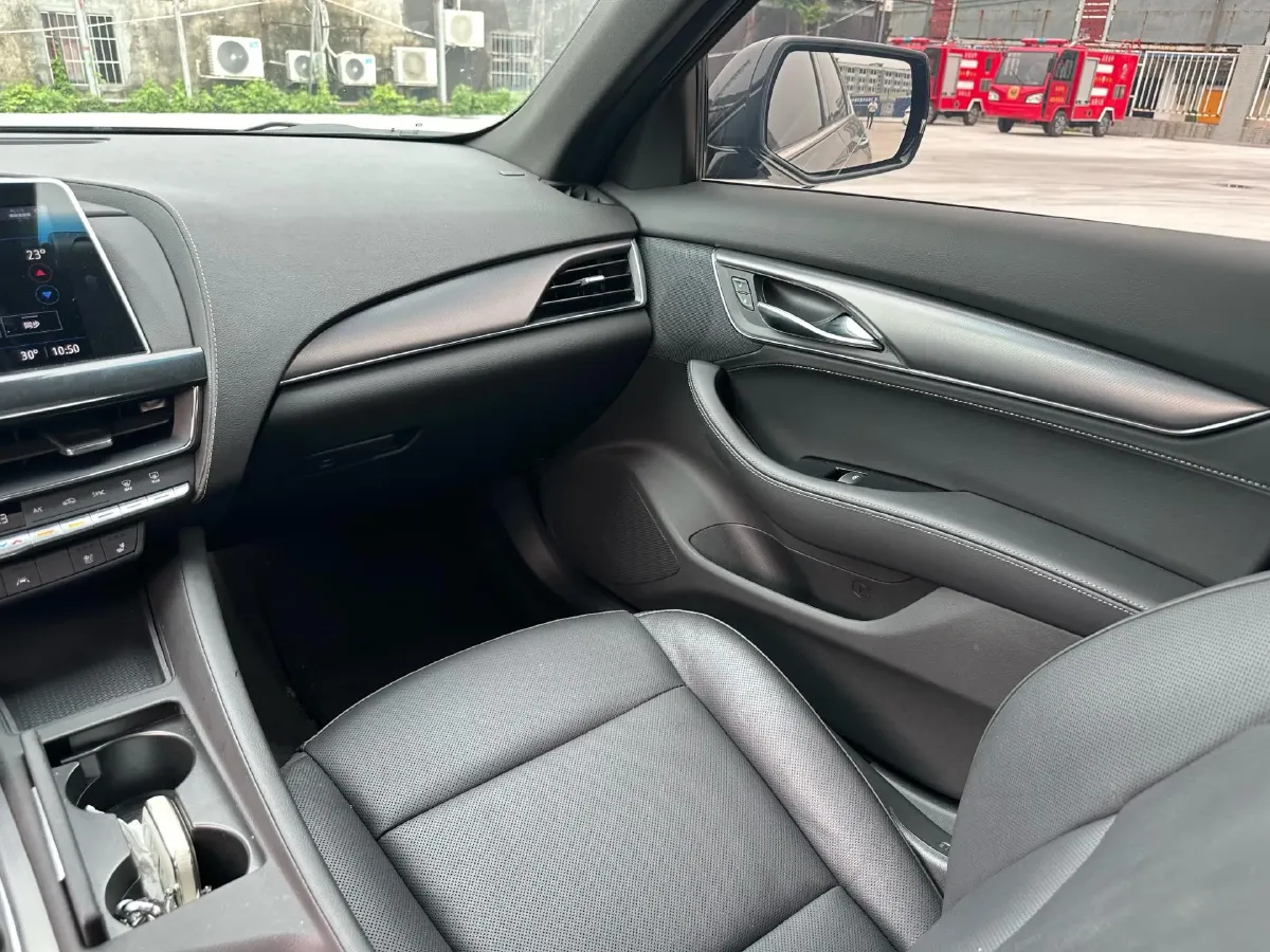 2024 Cadillac CT5 2.0T 237HP L4 10AT,autocango,china used car exporter,china ev exporter,chinese used car exporter,chinese used ev exporter