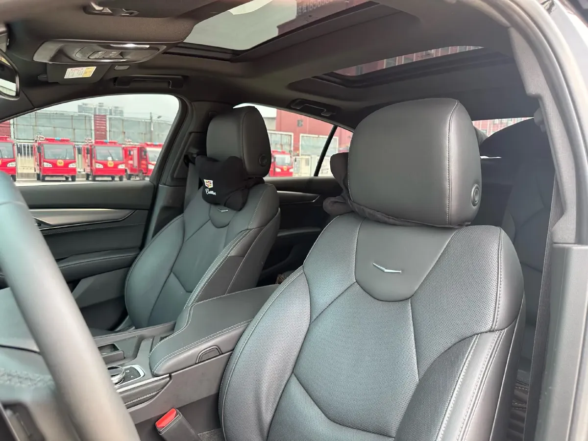 2024 Cadillac CT5 2.0T 237HP L4 10AT,autocango,china used car exporter,china ev exporter,chinese used car exporter,chinese used ev exporter