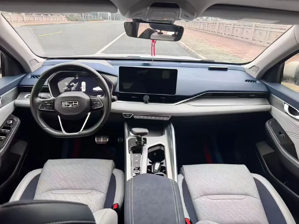 2021 Geely Preface 2.0T 190HP L4 7DCT,autocango,china used car exporter,china ev exporter,chinese used car exporter,chinese used ev exporter