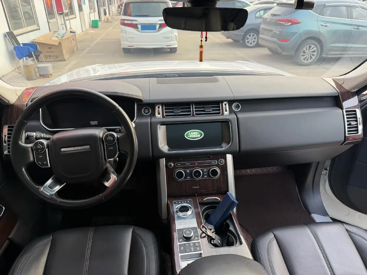 2017 Land Rover Range Rover 3.0T 340HP V6 8AT,autocango,china used car exporter,china ev exporter,chinese used car exporter,chinese used ev exporter