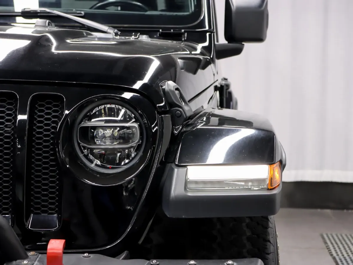 2019 Jeep Wrangler 2.0T 266HP L4 8AT,autocango,china used car exporter,china ev exporter,chinese used car exporter,chinese used ev exporter