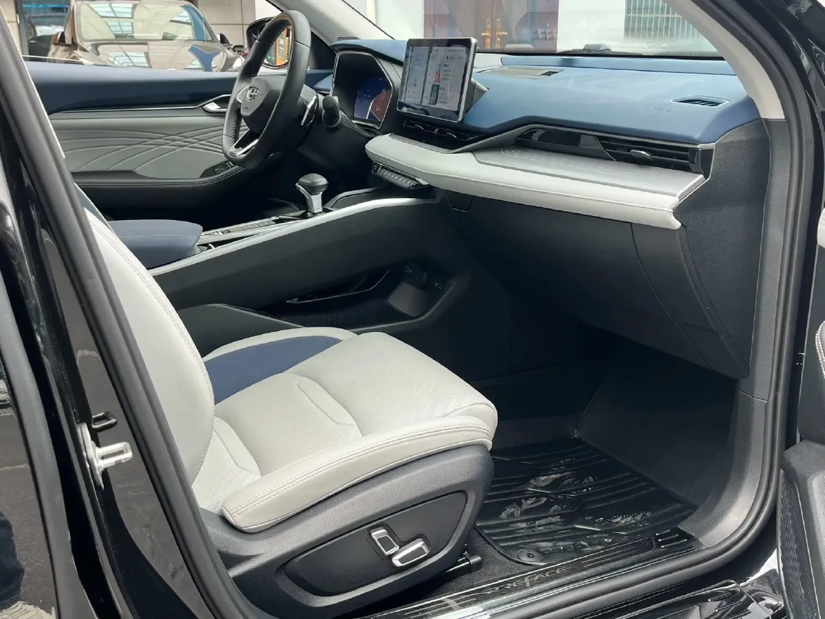 2023 Geely Preface 2.0T 190HP L4 7DCT,autocango,china used car exporter,china ev exporter,chinese used car exporter,chinese used ev exporter