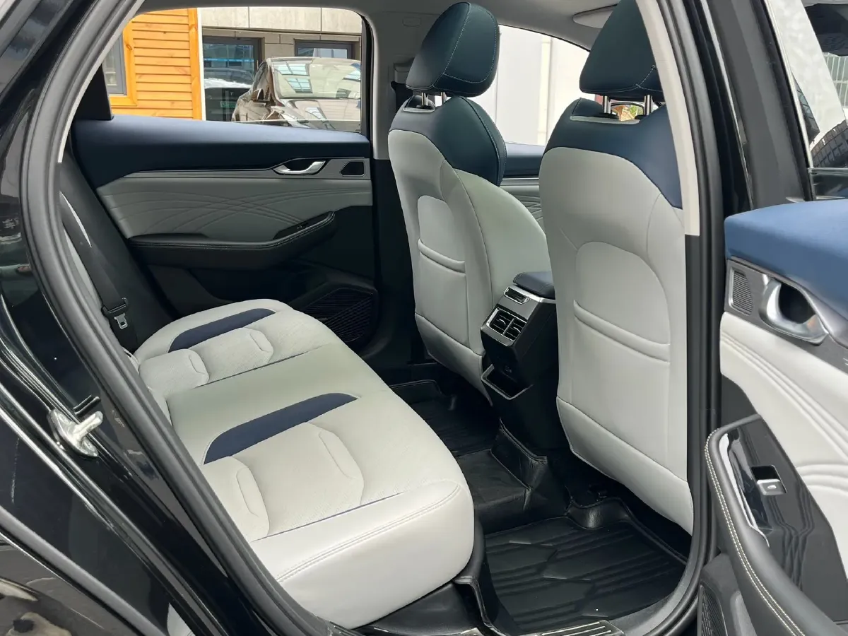 2023 Geely Preface 2.0T 190HP L4 7DCT,autocango,china used car exporter,china ev exporter,chinese used car exporter,chinese used ev exporter