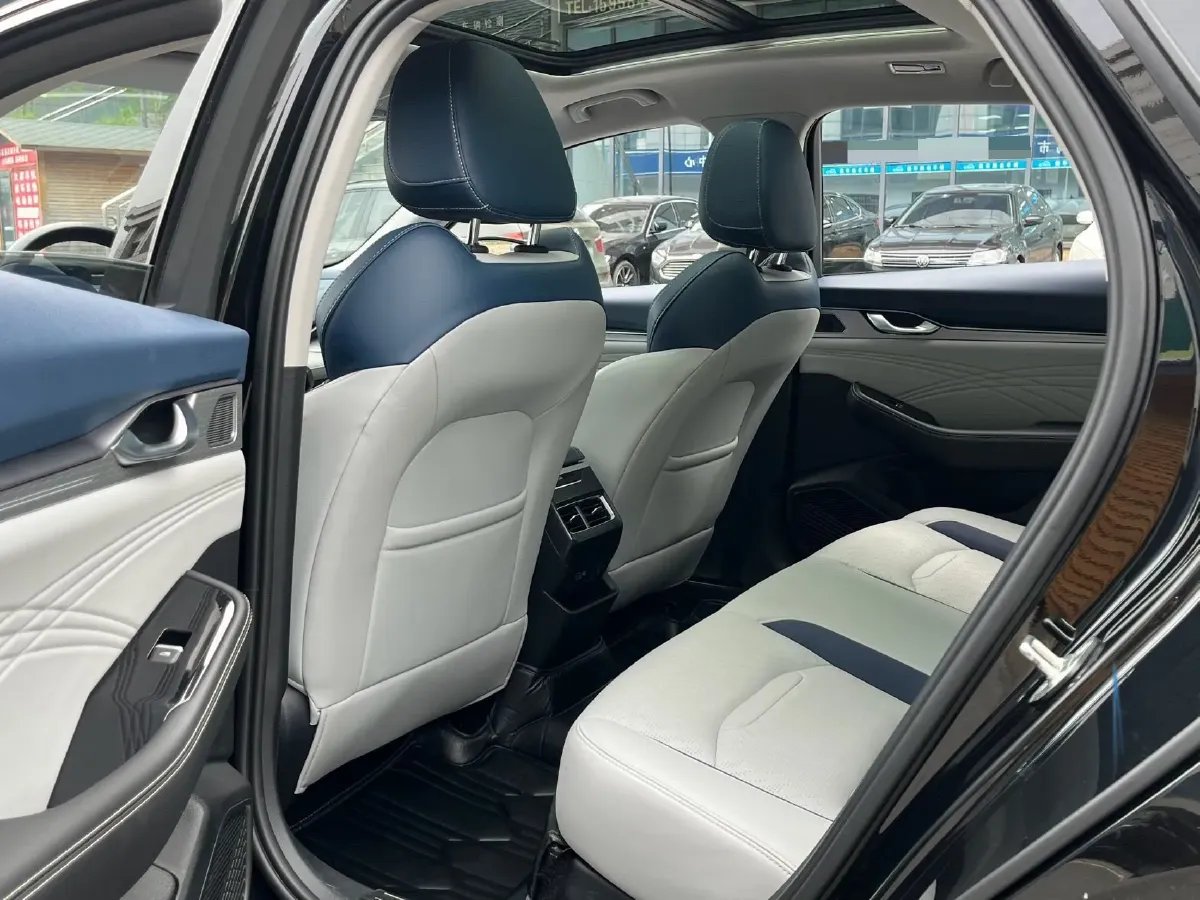 2023 Geely Preface 2.0T 190HP L4 7DCT,autocango,china used car exporter,china ev exporter,chinese used car exporter,chinese used ev exporter