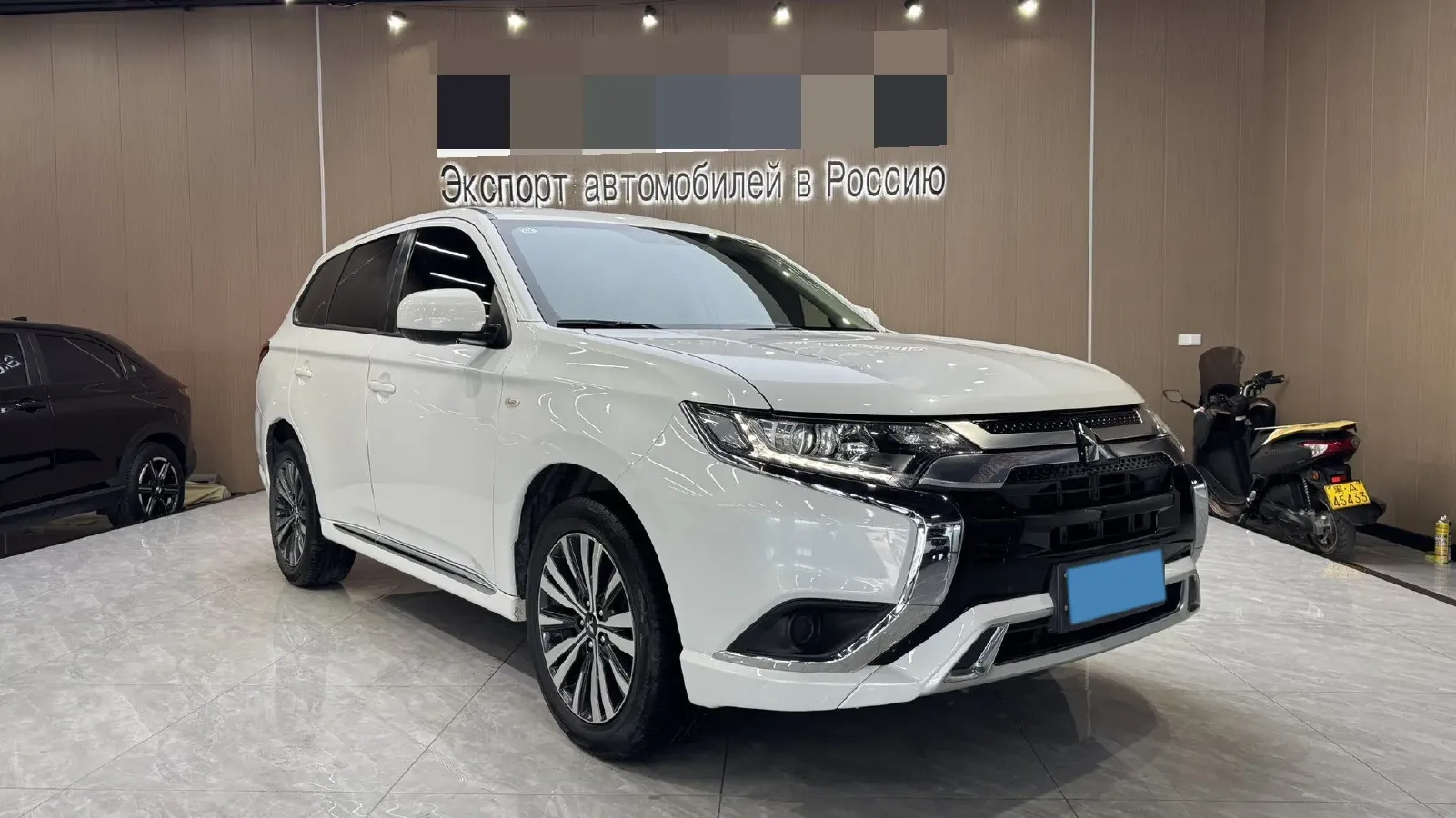 2020 Mitsubishi Outlander 2.0L 166HP L4 CVT,autocango,china used car exporter,china ev exporter,chinese used car exporter,chinese used ev exporter