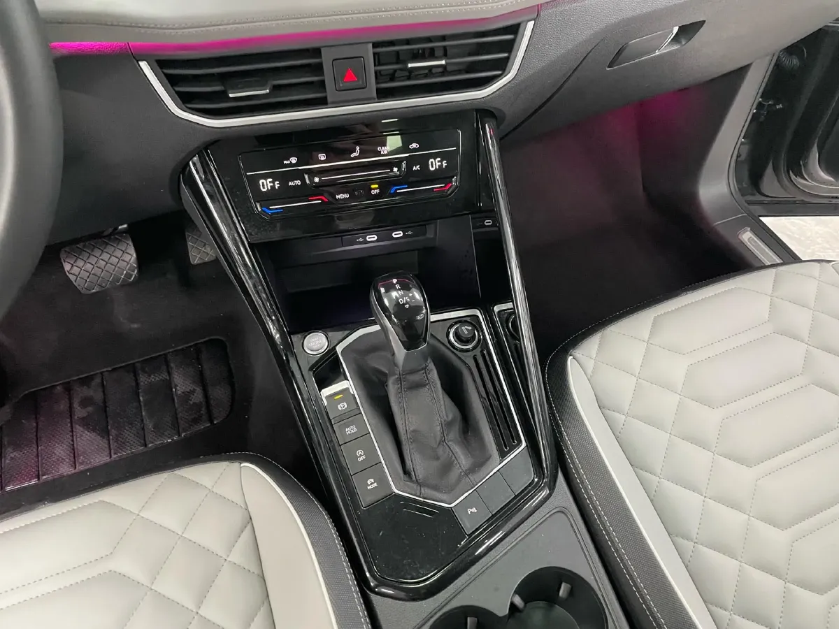 2023 Volkswagen Tayron 1.4T 150HP L4 7DCT,autocango,china used car exporter,china ev exporter,chinese used car exporter,chinese used ev exporter