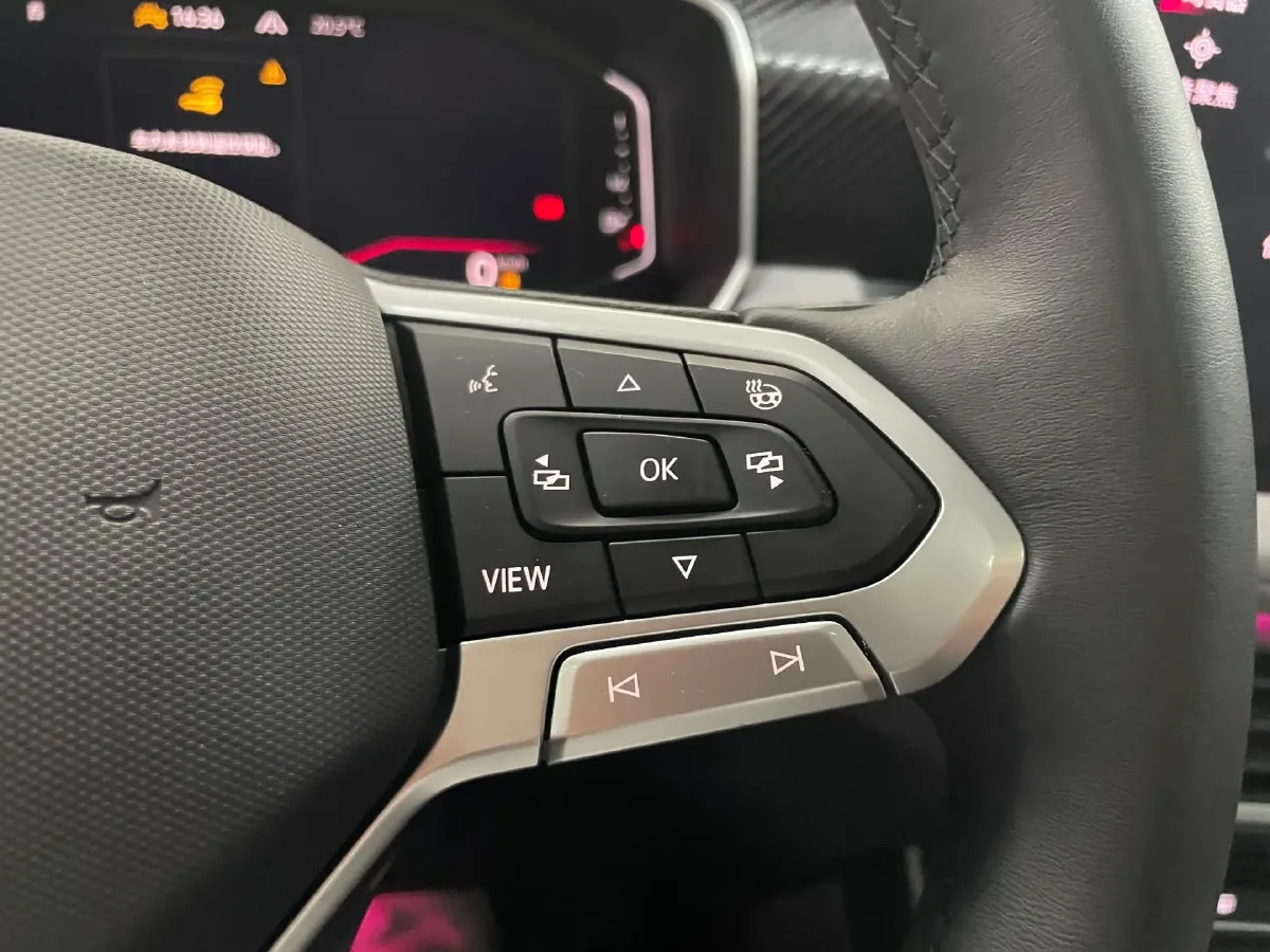 2023 Volkswagen Tayron 1.4T 150HP L4 7DCT,autocango,china used car exporter,china ev exporter,chinese used car exporter,chinese used ev exporter