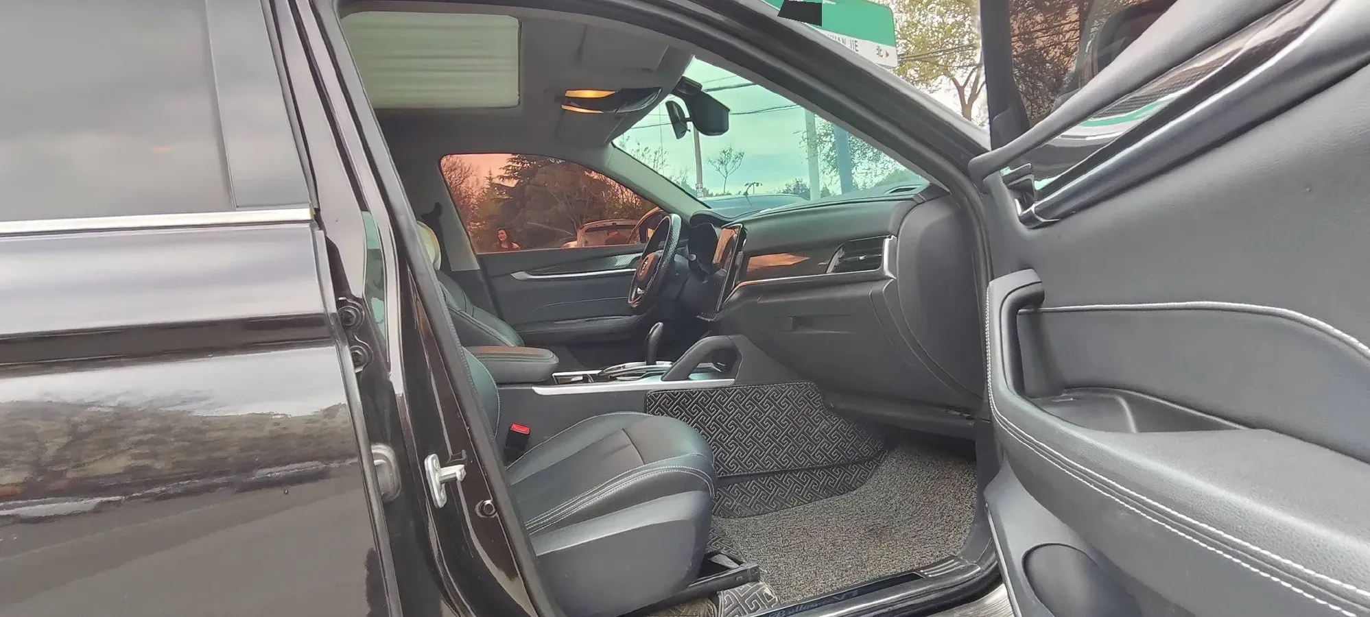 2018 Brilliance Auto V7 1.6T 204HP L4 7DCT,autocango,china used car exporter,china ev exporter,chinese used car exporter,chinese used ev exporter