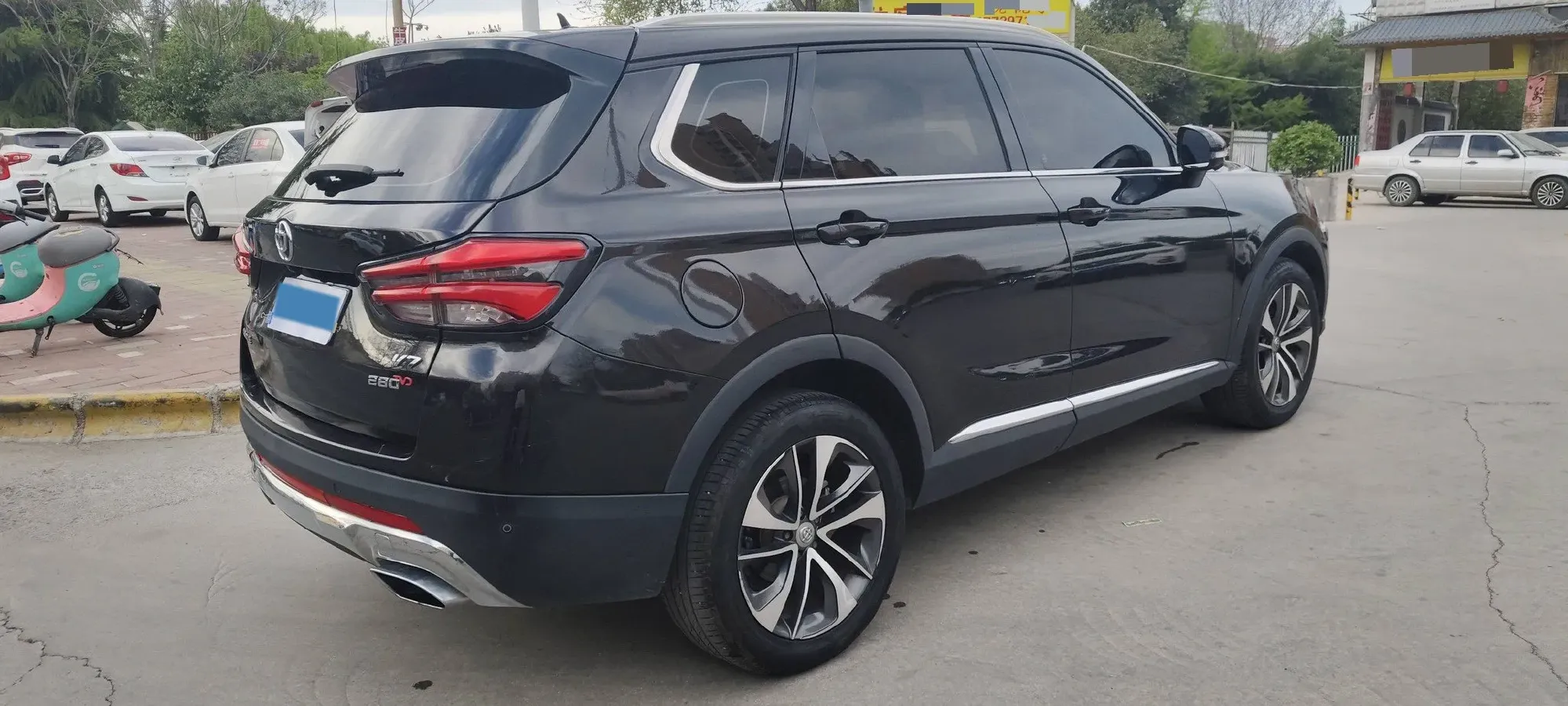 2018 Brilliance Auto V7 1.6T 204HP L4 7DCT,autocango,china used car exporter,china ev exporter,chinese used car exporter,chinese used ev exporter