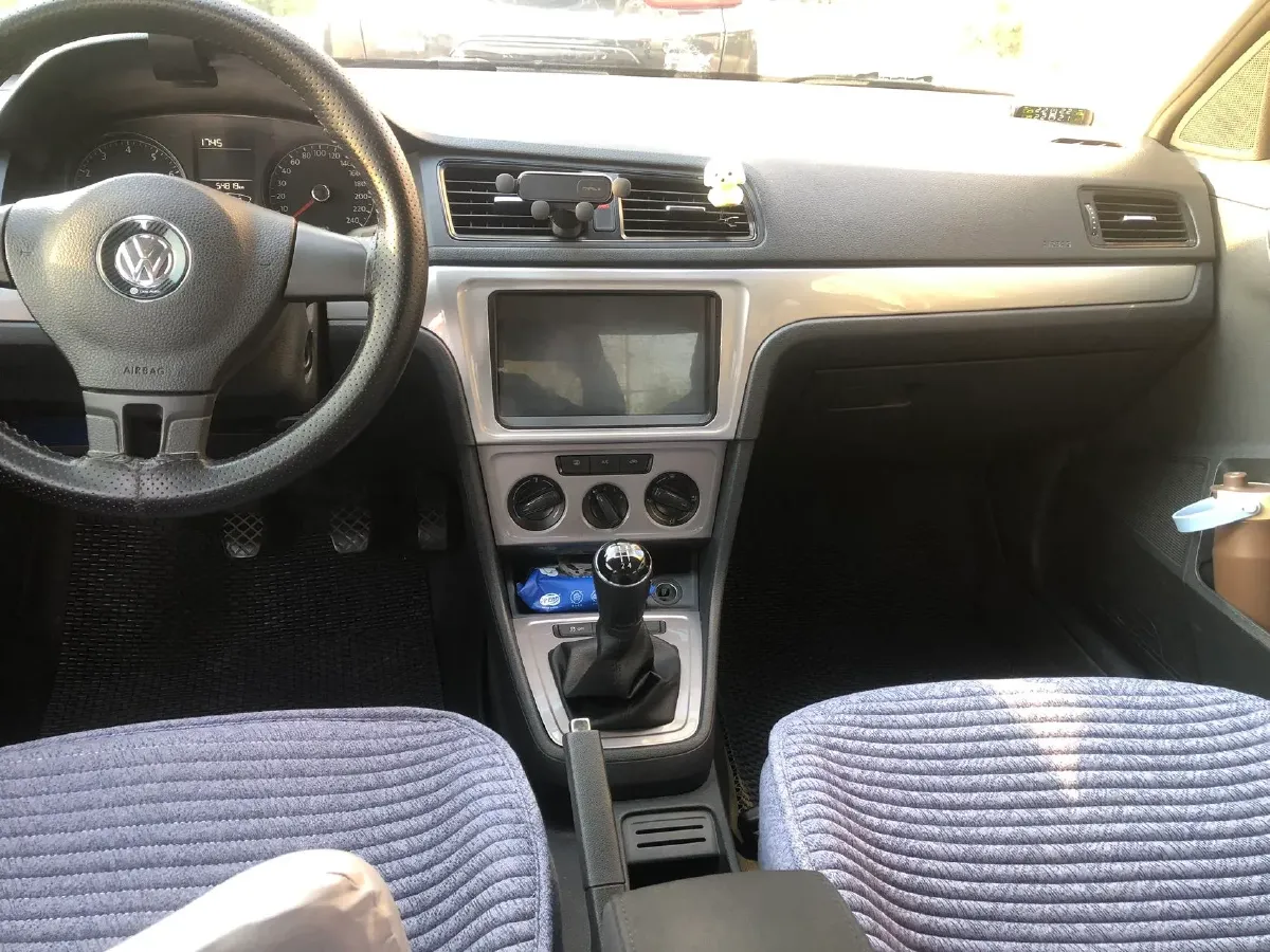 2013 Volkswagen Lavida 1.6L 110HP L4 5MT,autocango,china used car exporter,china ev exporter,chinese used car exporter,chinese used ev exporter