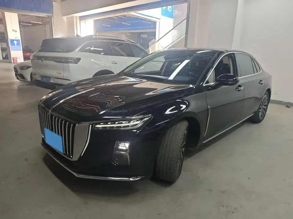 2023 HongQi H5 2.0T 224HP L4 8AT,autocango,china used car exporter,china ev exporter,chinese used car exporter,chinese used ev exporter