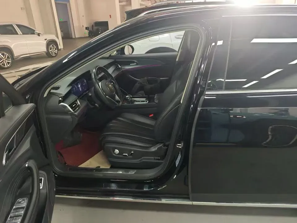2023 HongQi H5 2.0T 224HP L4 8AT,autocango,china used car exporter,china ev exporter,chinese used car exporter,chinese used ev exporter