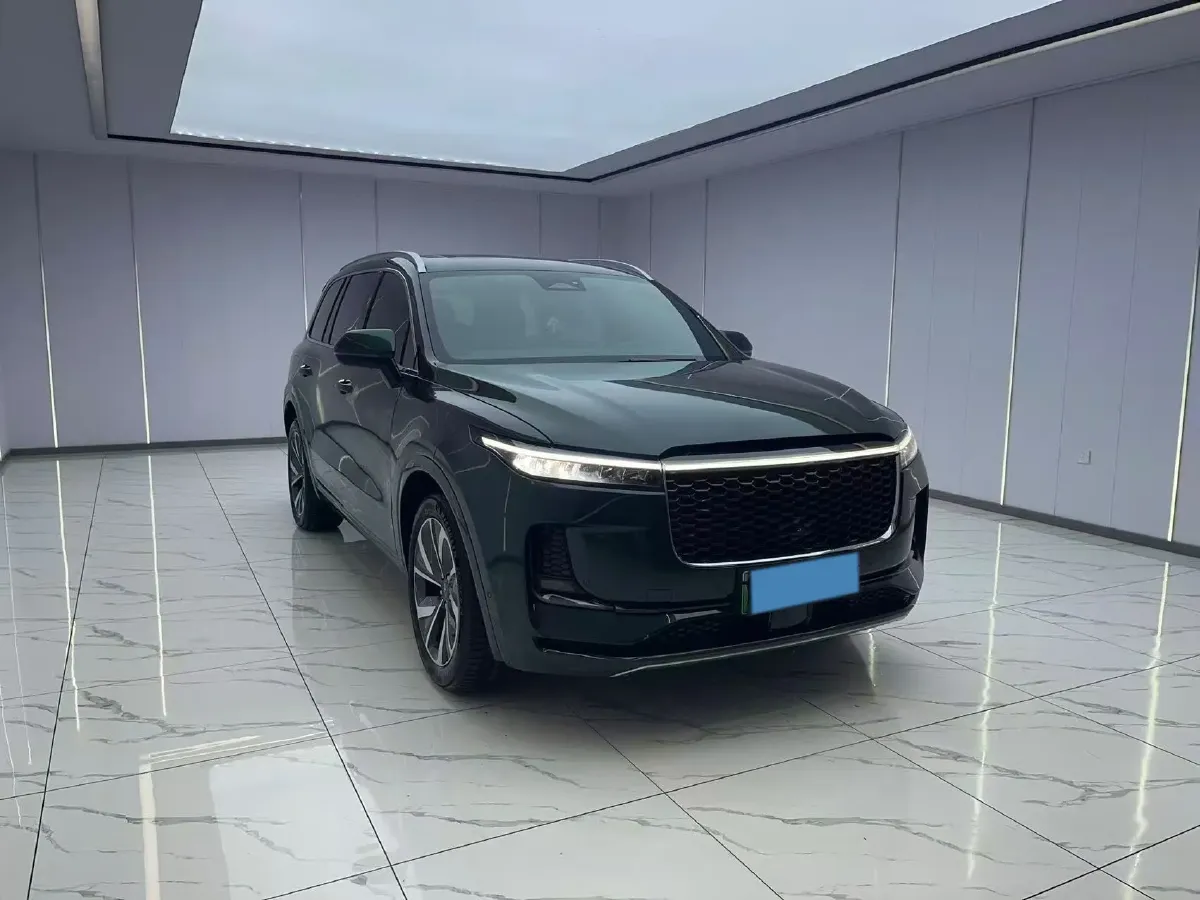 2021 Li ONE Range Extended 131HP REEV 40.5KWH,autocango,china used car exporter,china ev exporter,chinese used car exporter,chinese used ev exporter