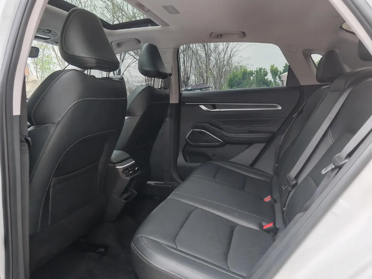 2023 Geely Emgrand 1.5L 127HP L4 CVT,autocango,china used car exporter,china ev exporter,chinese used car exporter,chinese used ev exporter