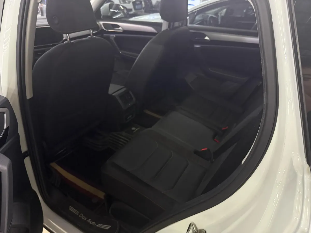 2021 Volkswagen Tayron 2.0T 186HP L4 7DCT,autocango,china used car exporter,china ev exporter,chinese used car exporter,chinese used ev exporter