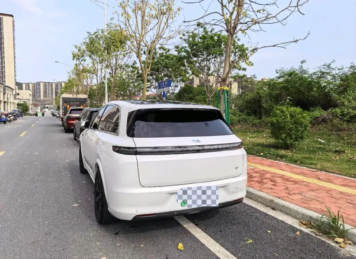 2023 Li L7 Range Extended 154HP REEV 40.9KWH,autocango,china used car exporter,china ev exporter,chinese used car exporter,chinese used ev exporter