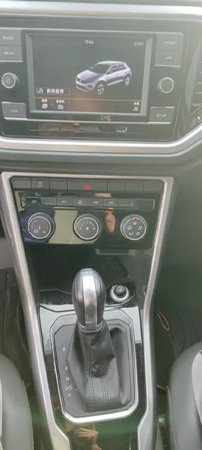 2020 Volkswagen T-Roc 1.4T 131HP L4 7DCT,autocango,china used car exporter,china ev exporter,chinese used car exporter,chinese used ev exporter