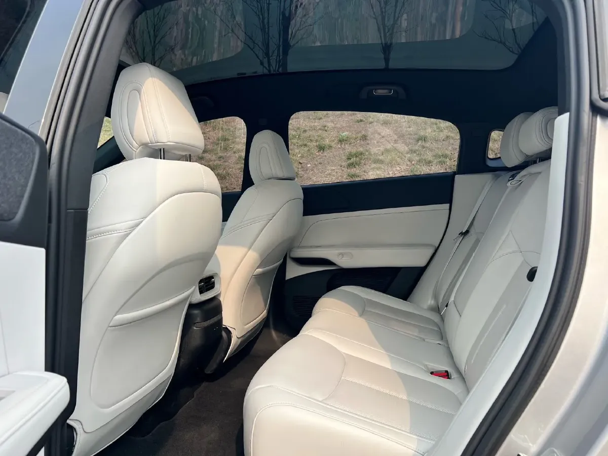 2023 Xpeng G6 BEV 87.5KWH,autocango,china used car exporter,china ev exporter,chinese used car exporter,chinese used ev exporter