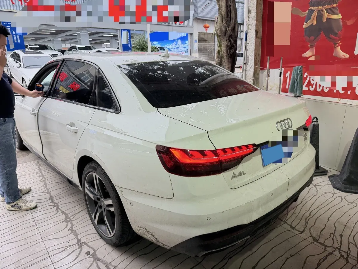 2023 Audi A4L 2.0T 190HP L4 7DCT,autocango,china used car exporter,china ev exporter,chinese used car exporter,chinese used ev exporter