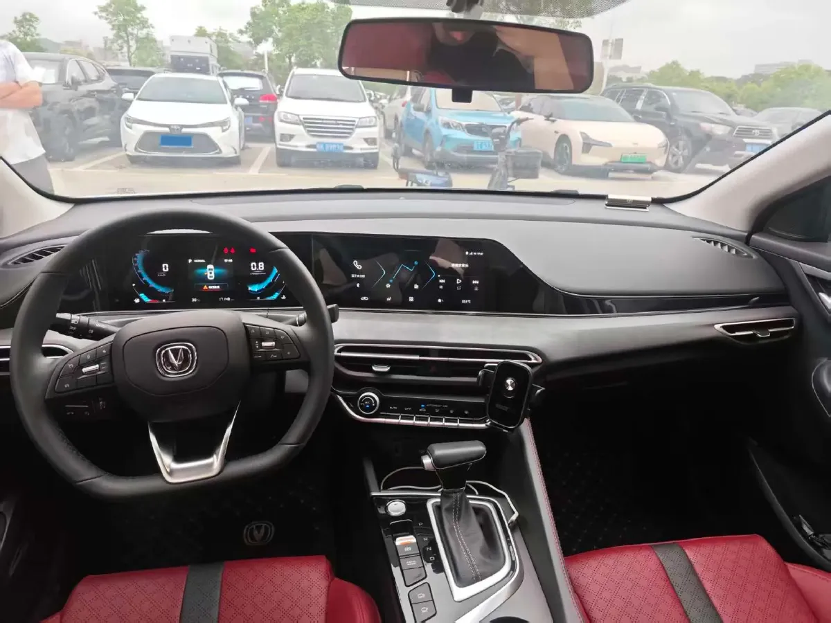 2021 ChangAn Eado 1.4T 160HP L4 7DCT,autocango,china used car exporter,china ev exporter,chinese used car exporter,chinese used ev exporter