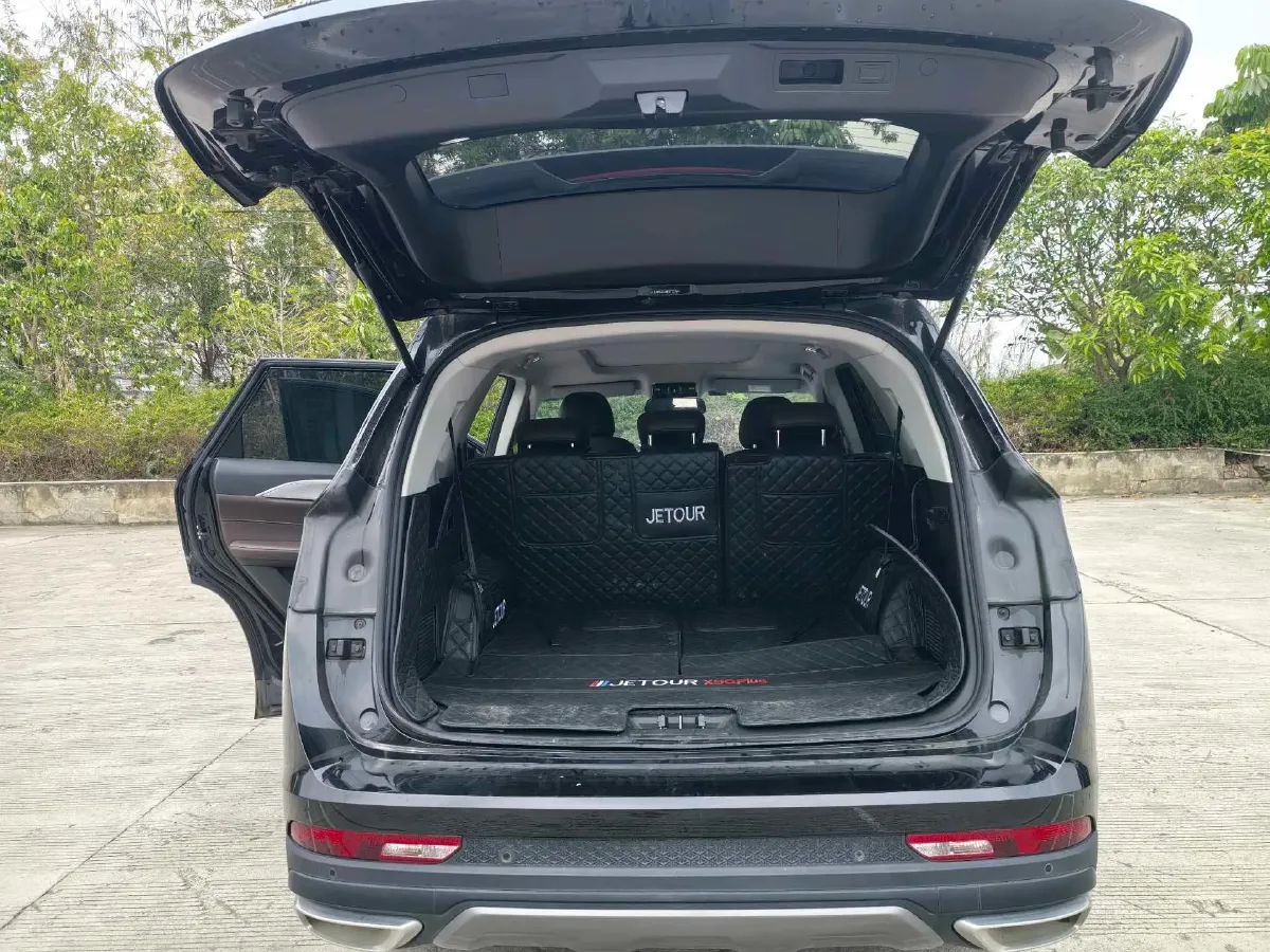 2023 Jetour X90 Plus 1.5T 156HP L4 6MT,autocango,china used car exporter,china ev exporter,chinese used car exporter,chinese used ev exporter