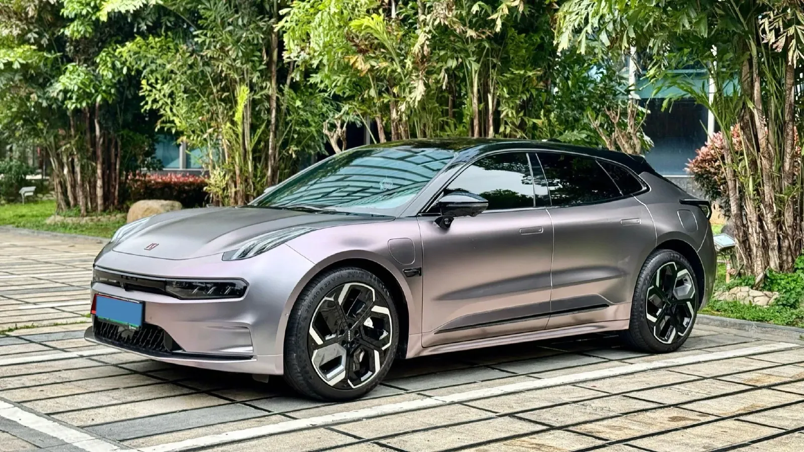 2022 Zeekr 001 BEV 100KWH,autocango,china used car exporter,china ev exporter,chinese used car exporter,chinese used ev exporter