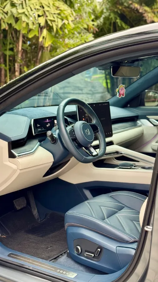 2022 Zeekr 001 BEV 100KWH,autocango,china used car exporter,china ev exporter,chinese used car exporter,chinese used ev exporter