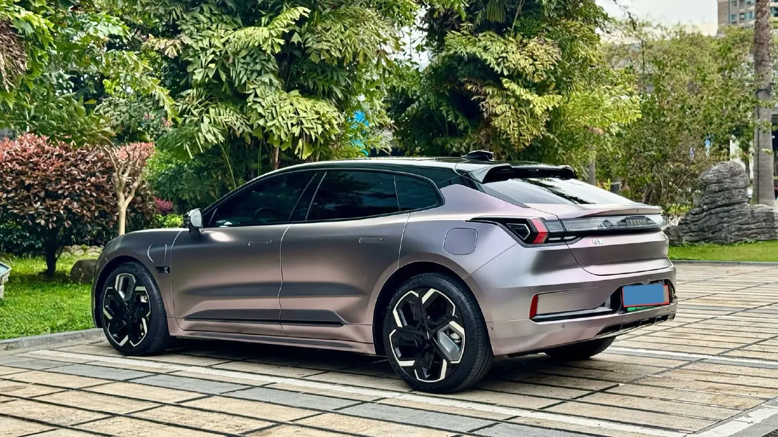 2022 Zeekr 001 BEV 100KWH,autocango,china used car exporter,china ev exporter,chinese used car exporter,chinese used ev exporter